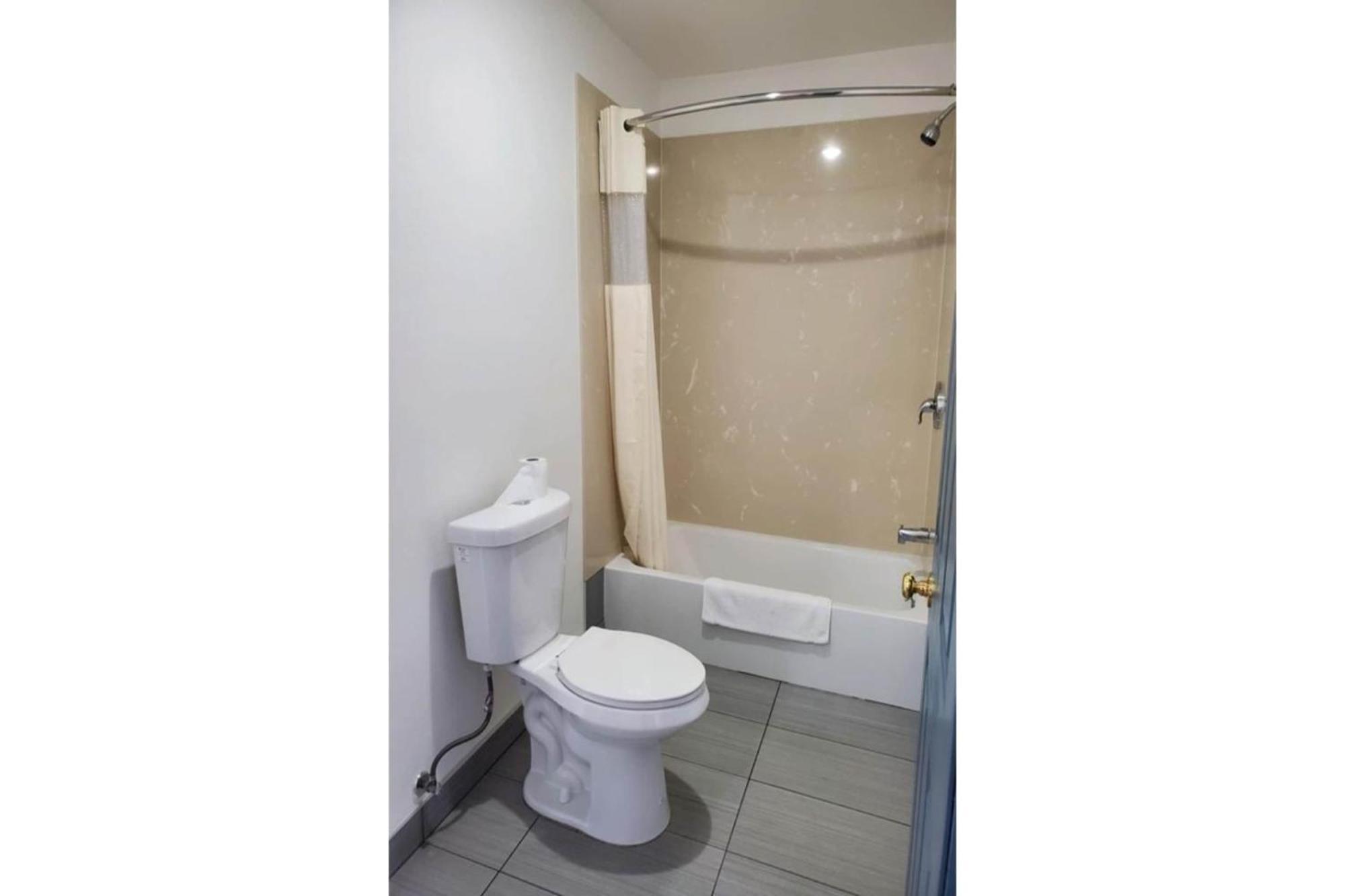 Premier Inn & Suites -Listing Partner 오클랜드 외부 사진